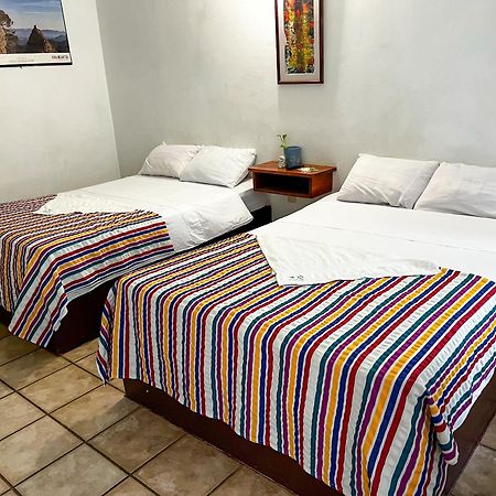Hotel Om Downtown Santa Cruz Huatulco Eksteriør bilde