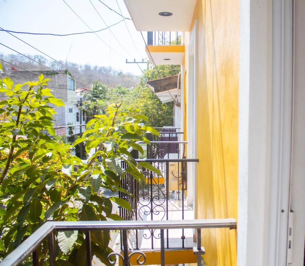 Hotel Om Downtown Santa Cruz Huatulco Eksteriør bilde