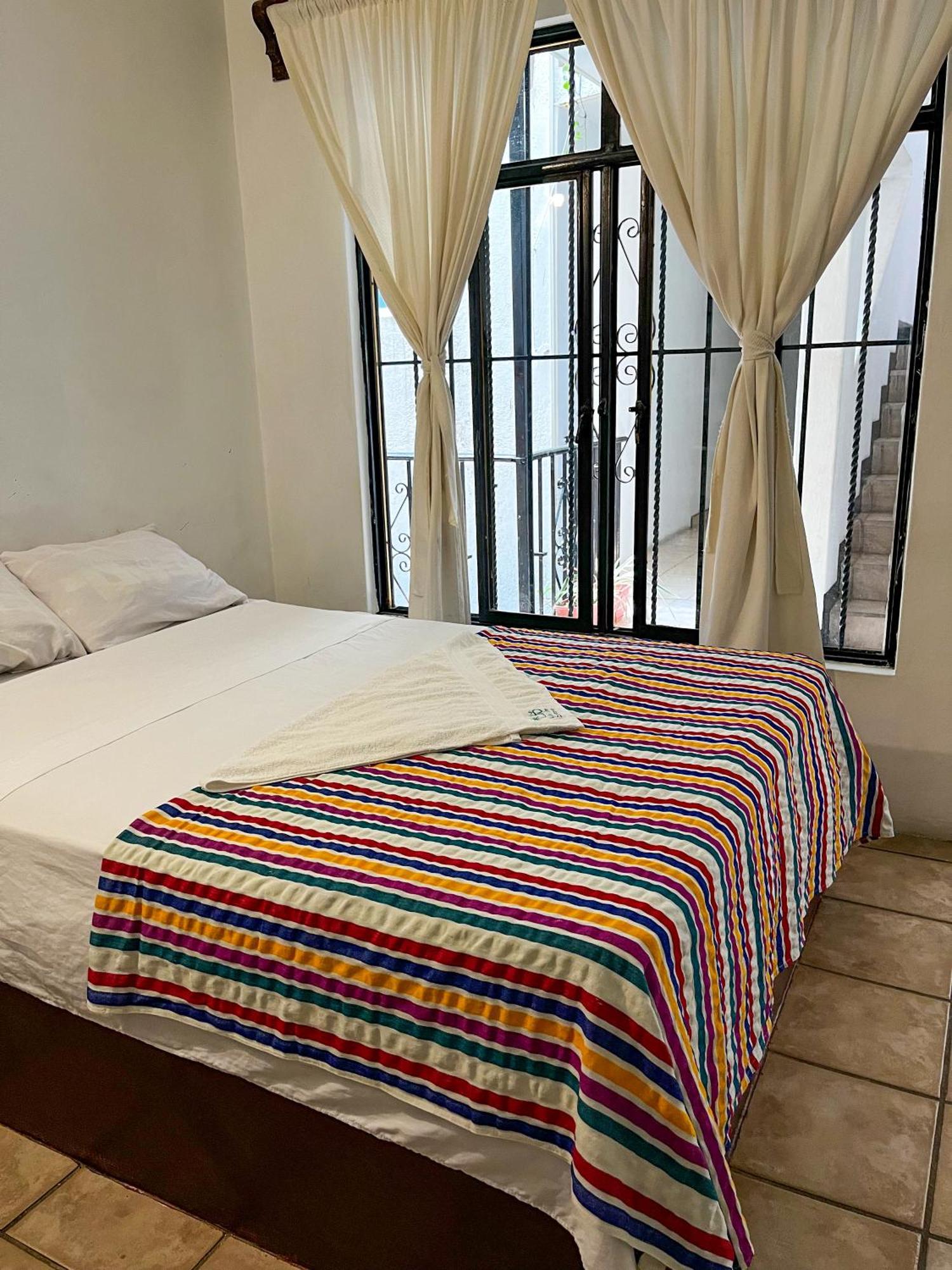 Hotel Om Downtown Santa Cruz Huatulco Rom bilde